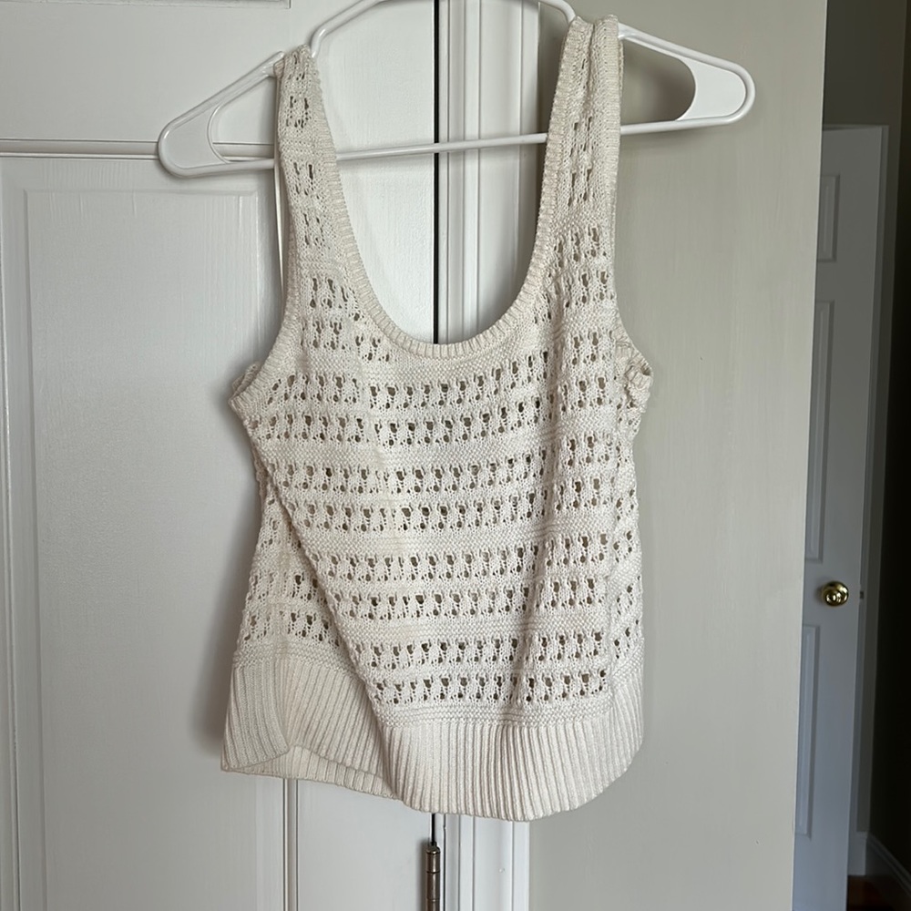 White knit tank top